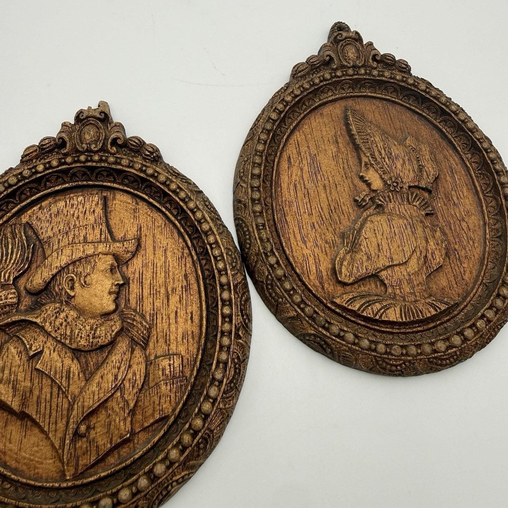 Vtg Victorian Plaque Set Man Women Bust Silhouette Wood Grain Wall Hanging *Flaw
